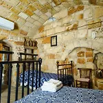Pergulea Bed and Breakfast 3*