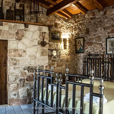 Pergulea Bed & Breakfast