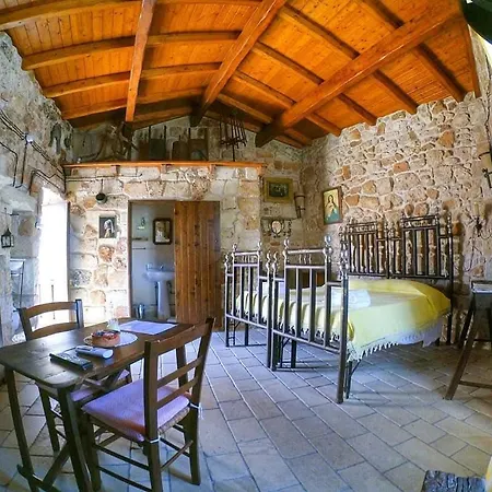 Pergulea Bed & Breakfast Sternatia