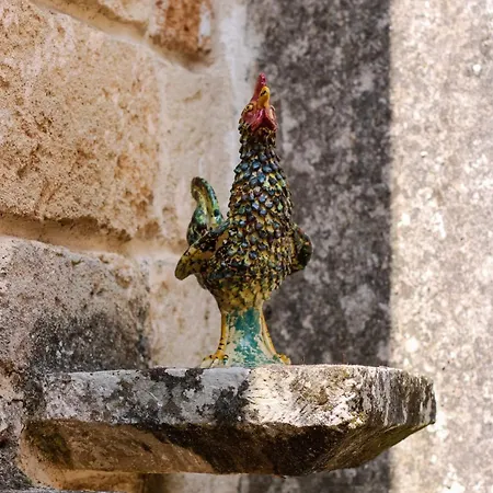 Pergulea Bed & Breakfast 3*